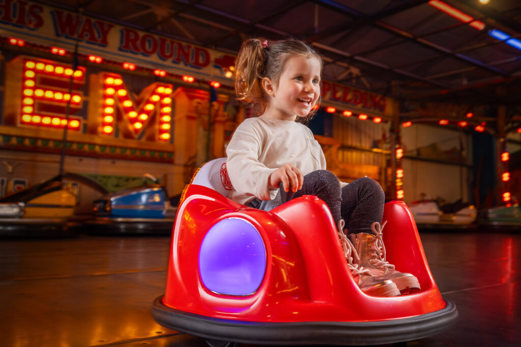 EP60482 Rajdzik Elektryczny jezdzik obrotowy (czerwony 18)