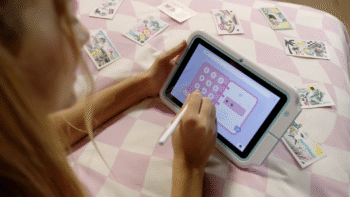 EP60485 Cyfrowe Kreacje Tablet kreatywny lifestyle (13)