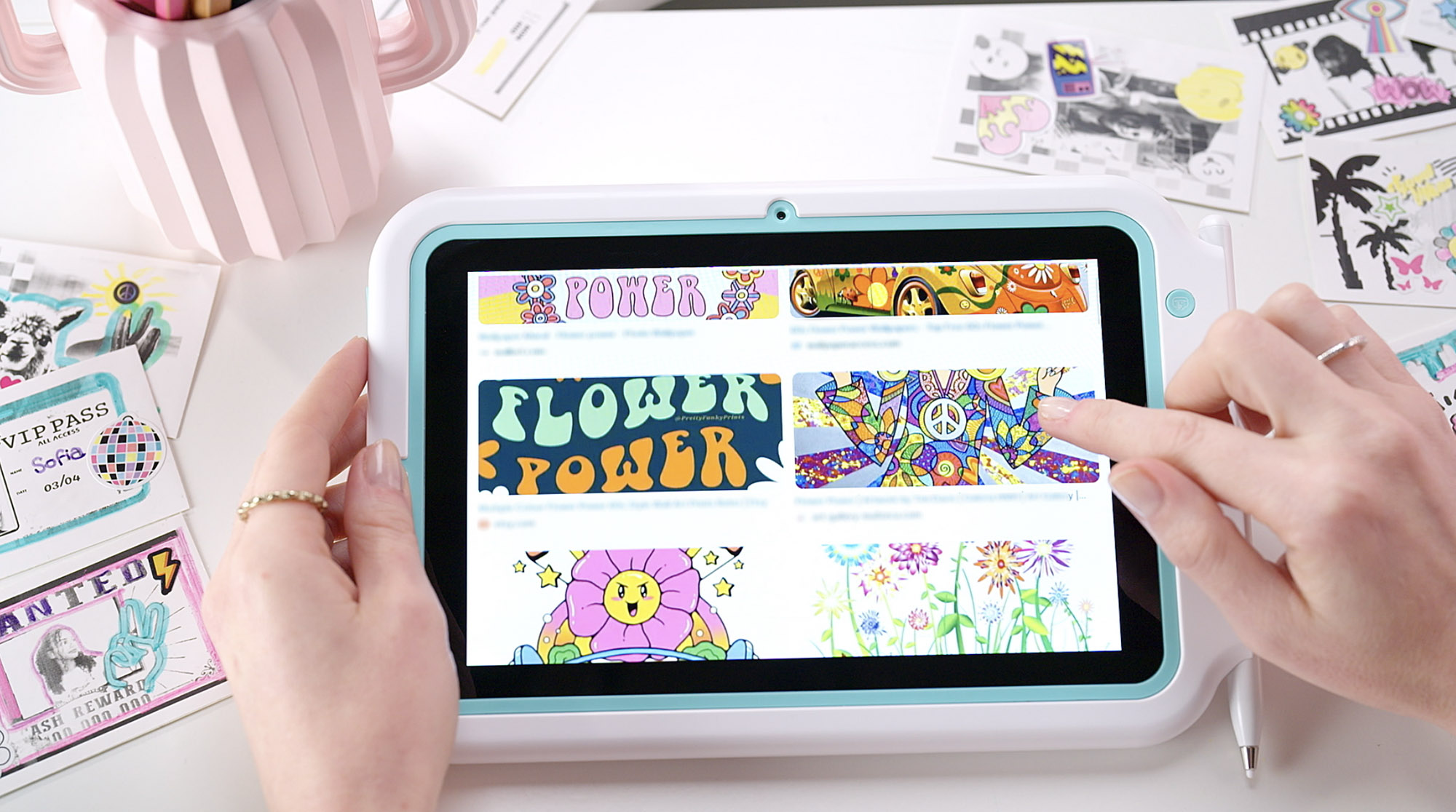 EP60485 Cyfrowe Kreacje Tablet kreatywny lifestyle (14)