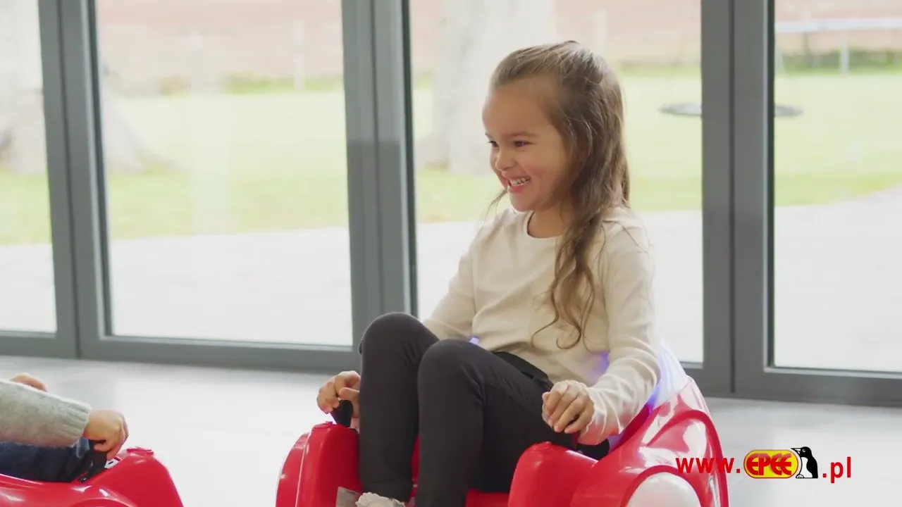 Rajdzik czerwony - Elektryczny jeździk obrotowy ze światłem LED