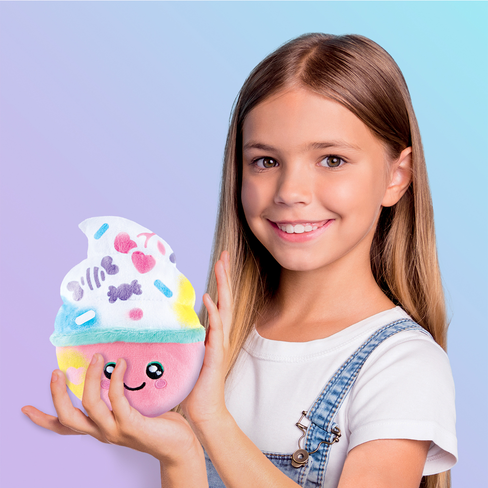 projekt plusz zestaw z elektronicznym aerografem lifestyle1 babeczka ep60697